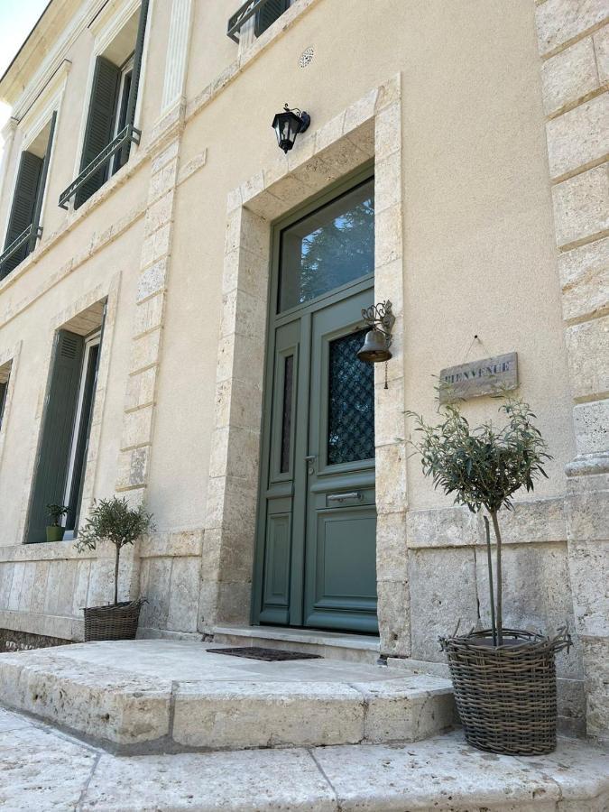 Chateau Des Basses Roches La Chaussee-Saint-Victor Exterior photo